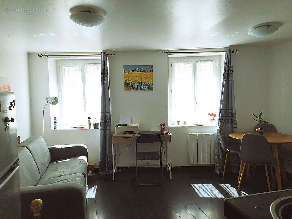 Appartement à TOURVES