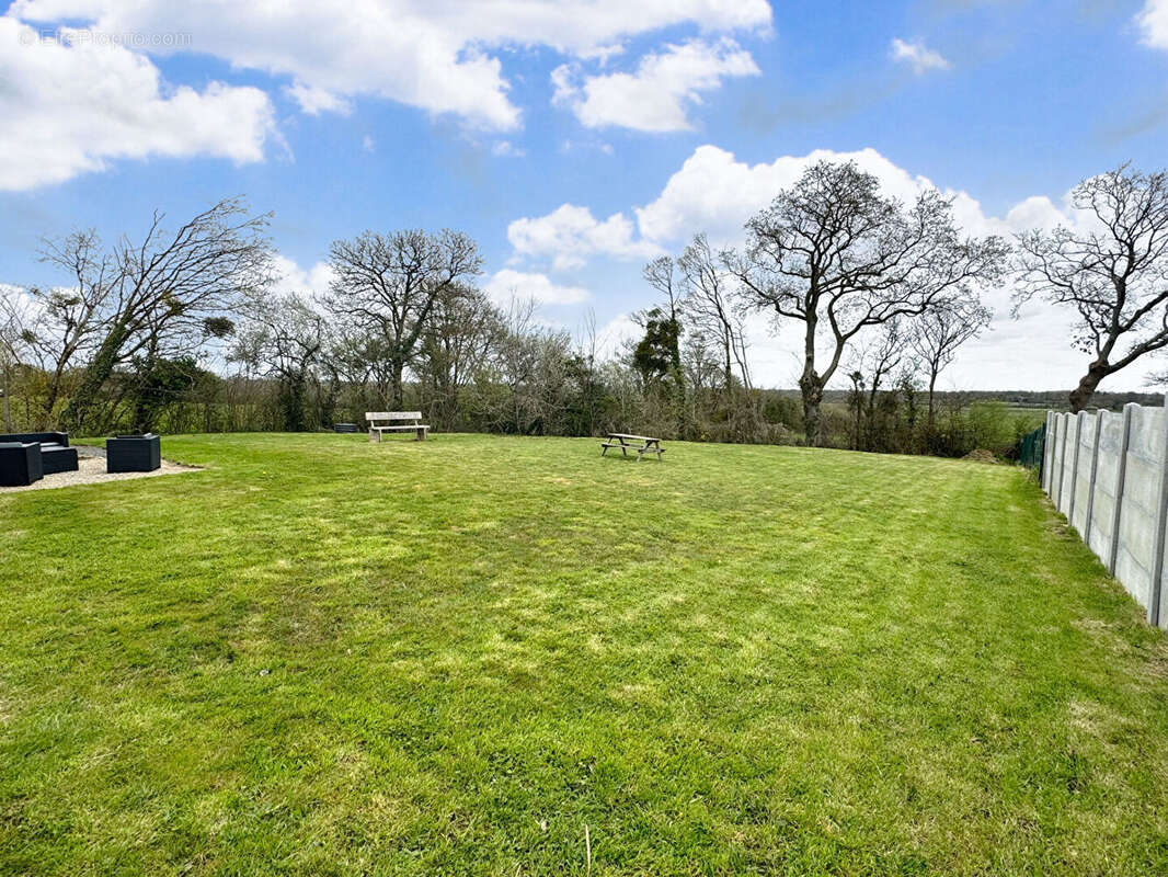 Maison à BRICQUEBEC