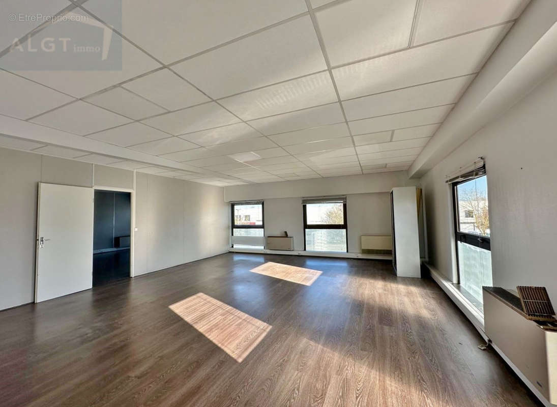 Commerce à PORTET-SUR-GARONNE