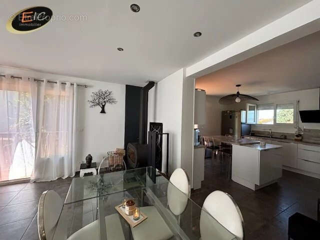 Maison à SALLES-D'AUDE