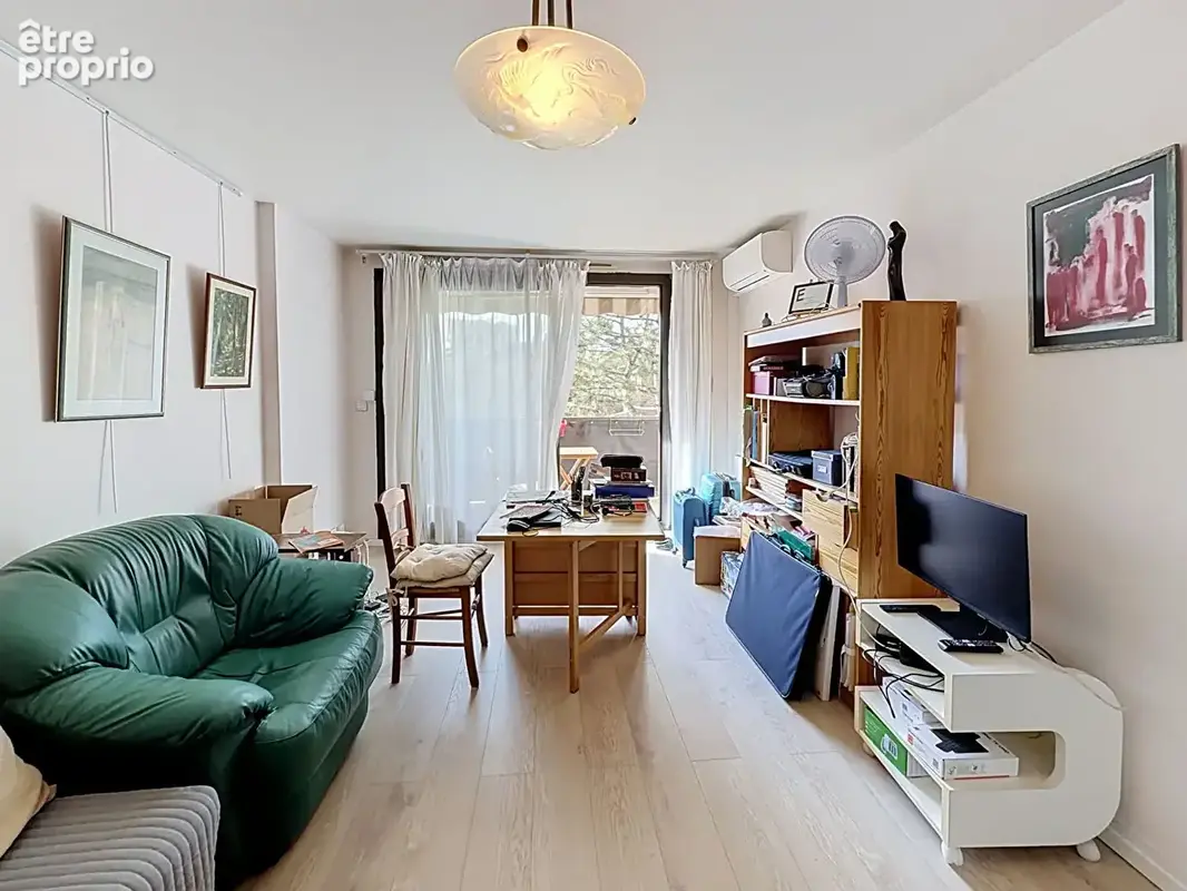 Appartement à SAINT-MAUR-DES-FOSSES