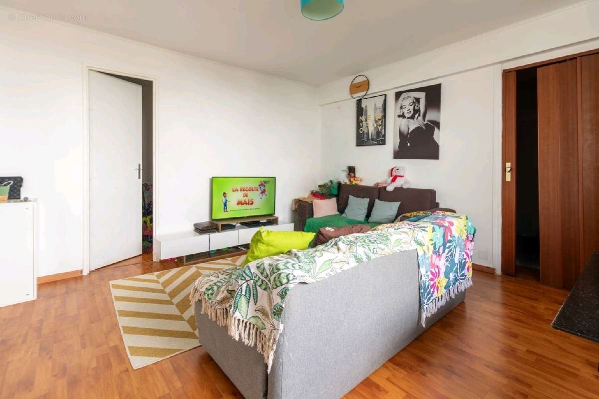 Appartement à LIVRY-GARGAN