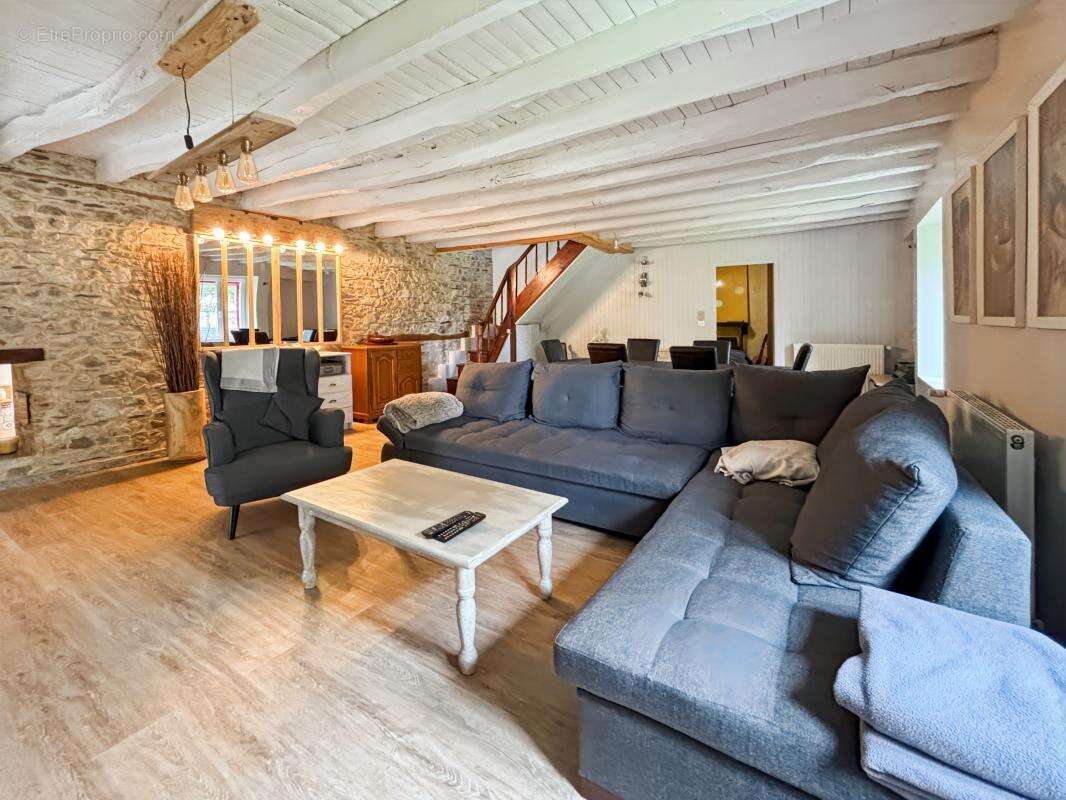 Maison à SAINT-AUBIN-DES-CHATEAUX