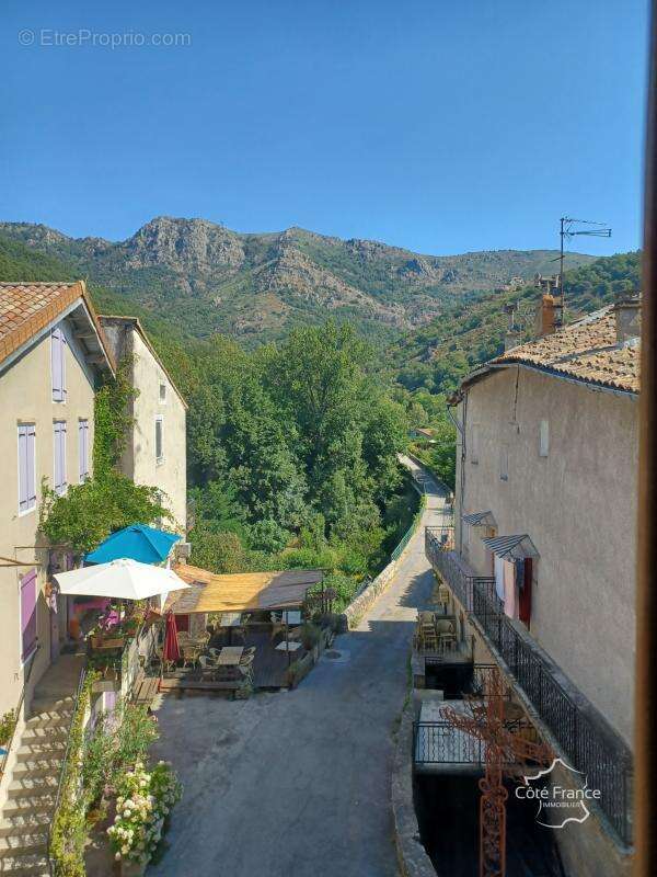 Maison à MONTPEZAT-SOUS-BAUZON