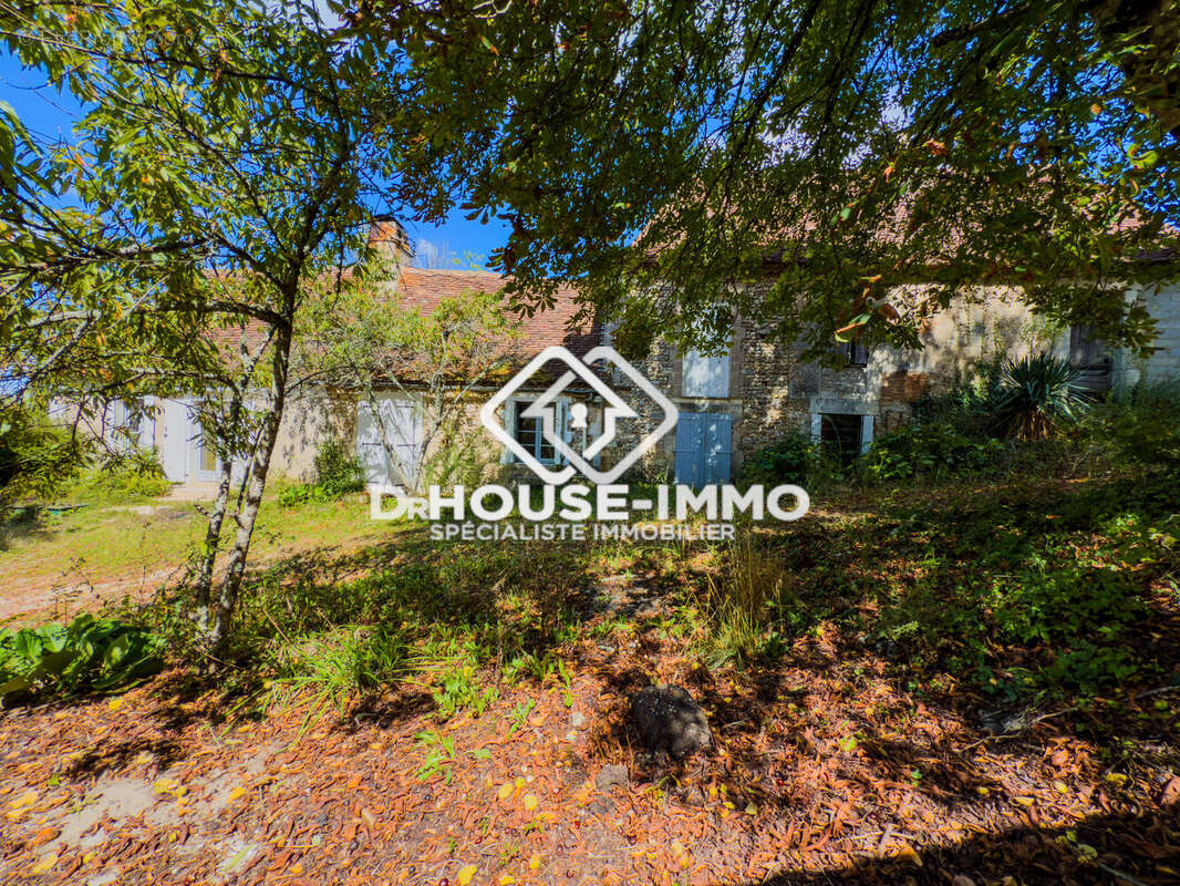 Maison à MILHAC-D&#039;AUBEROCHE