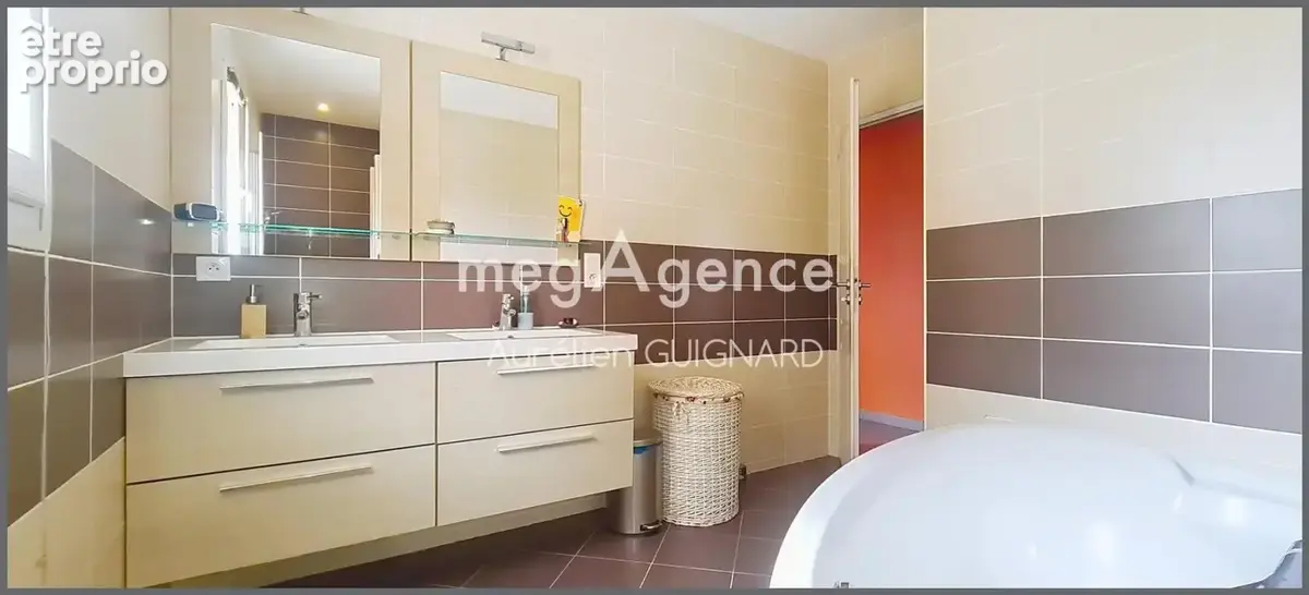 4 chambres, beaux volumes à vivre lumineux, Bel espace en pelouse piscinable - photo 15