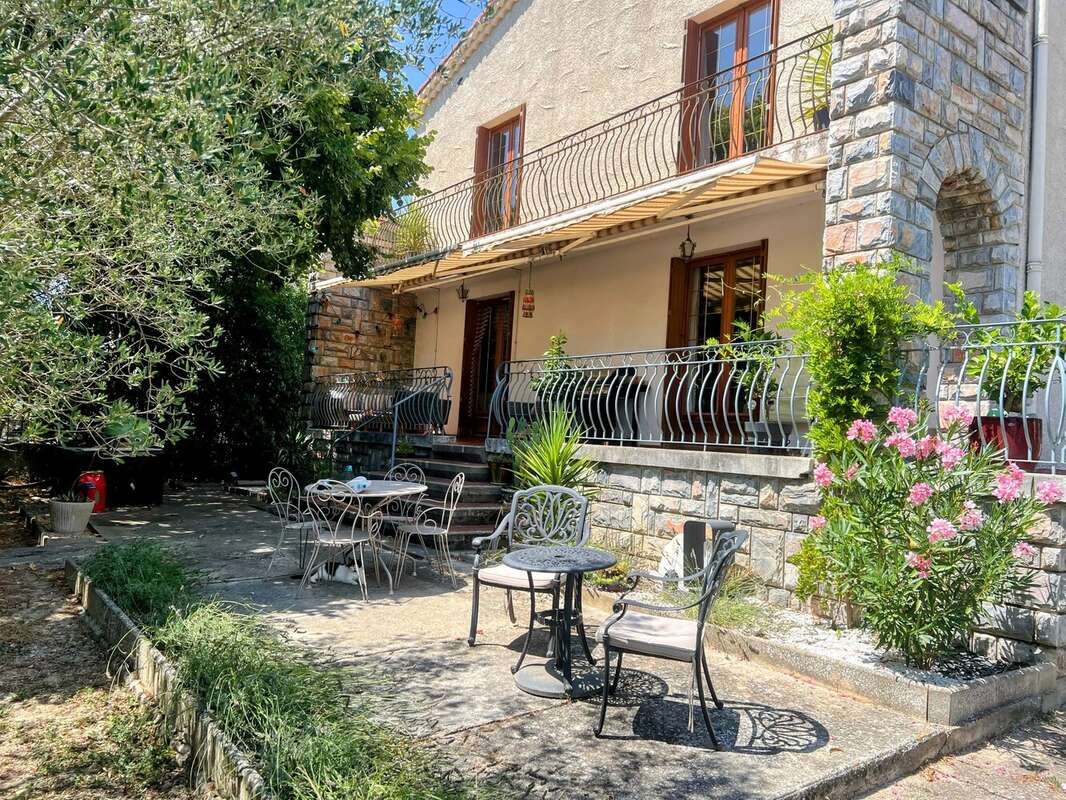 LIMOUX -Grande Maison Familiale Indépendante avec Jardin, Garage et Accès à Pied au Centre-Ville - photo 21