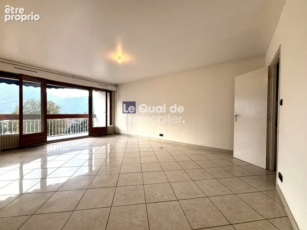Appartement 4 pièces 101 m² à vendre à Saint-Egreve (38120) - photo 3