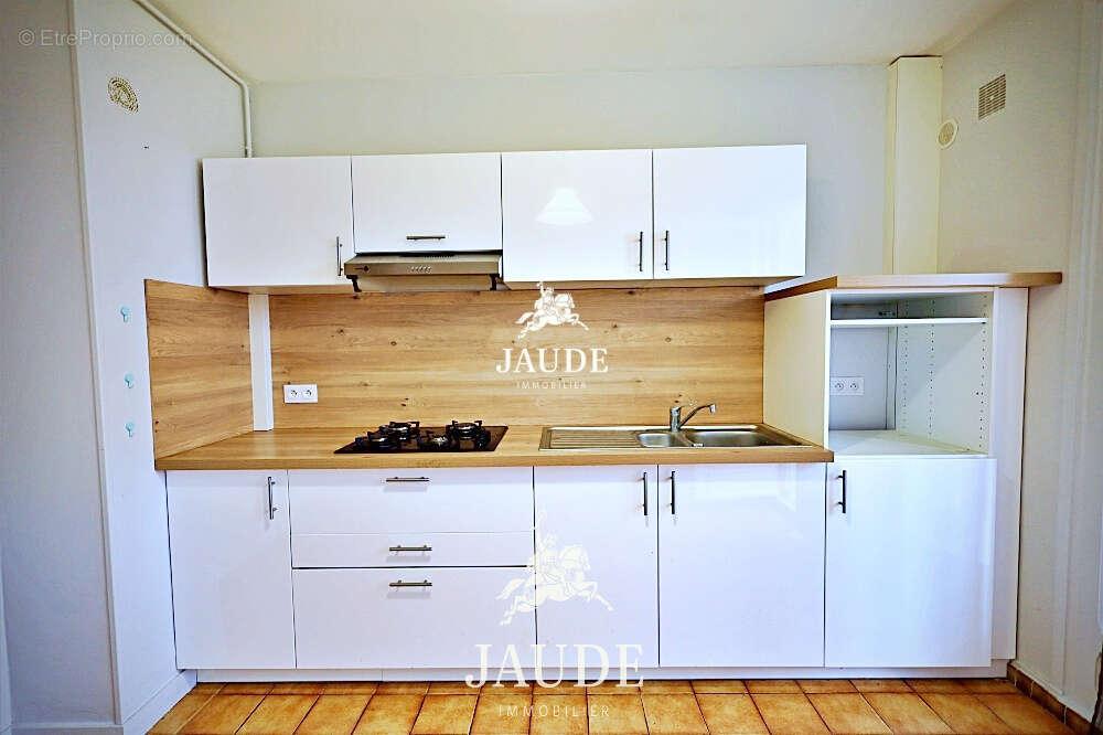 Appartement T4 de 87 m2 avec balcon, cave et garage   Clermont-Ferrand - photo 6