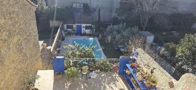 Maison à MOUSSAN