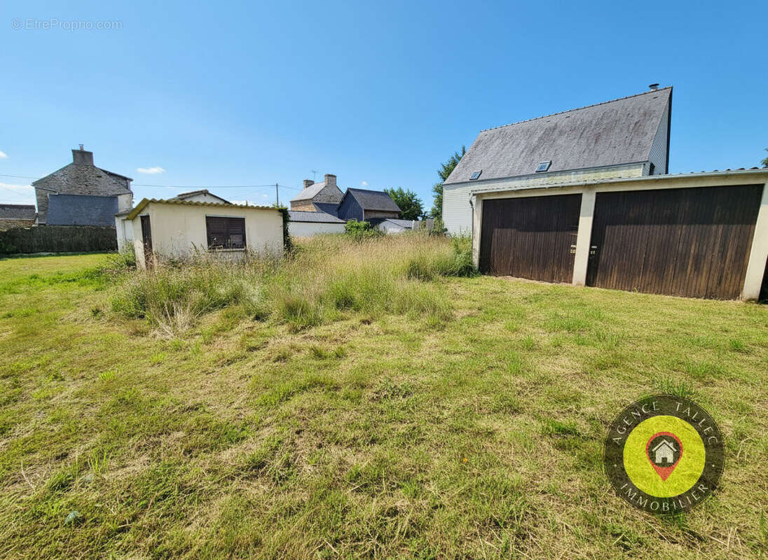 Terrain à PLEURTUIT