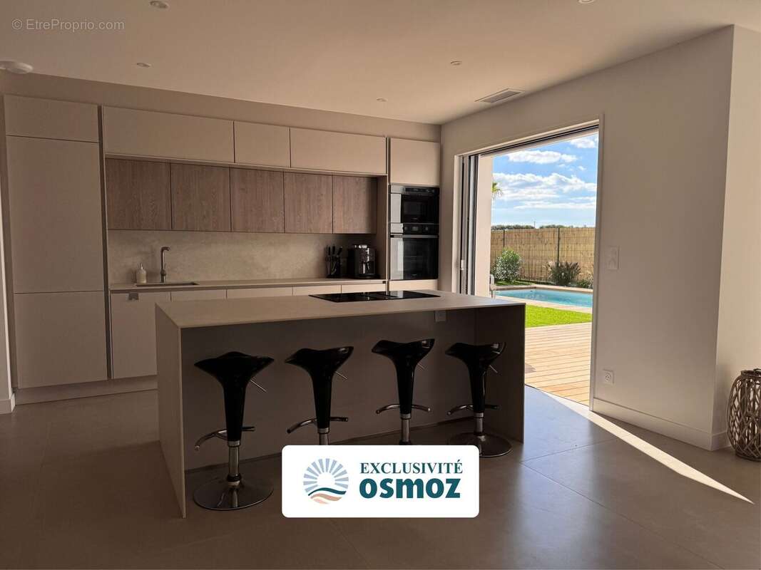 Maison à DOMPIERRE-SUR-MER