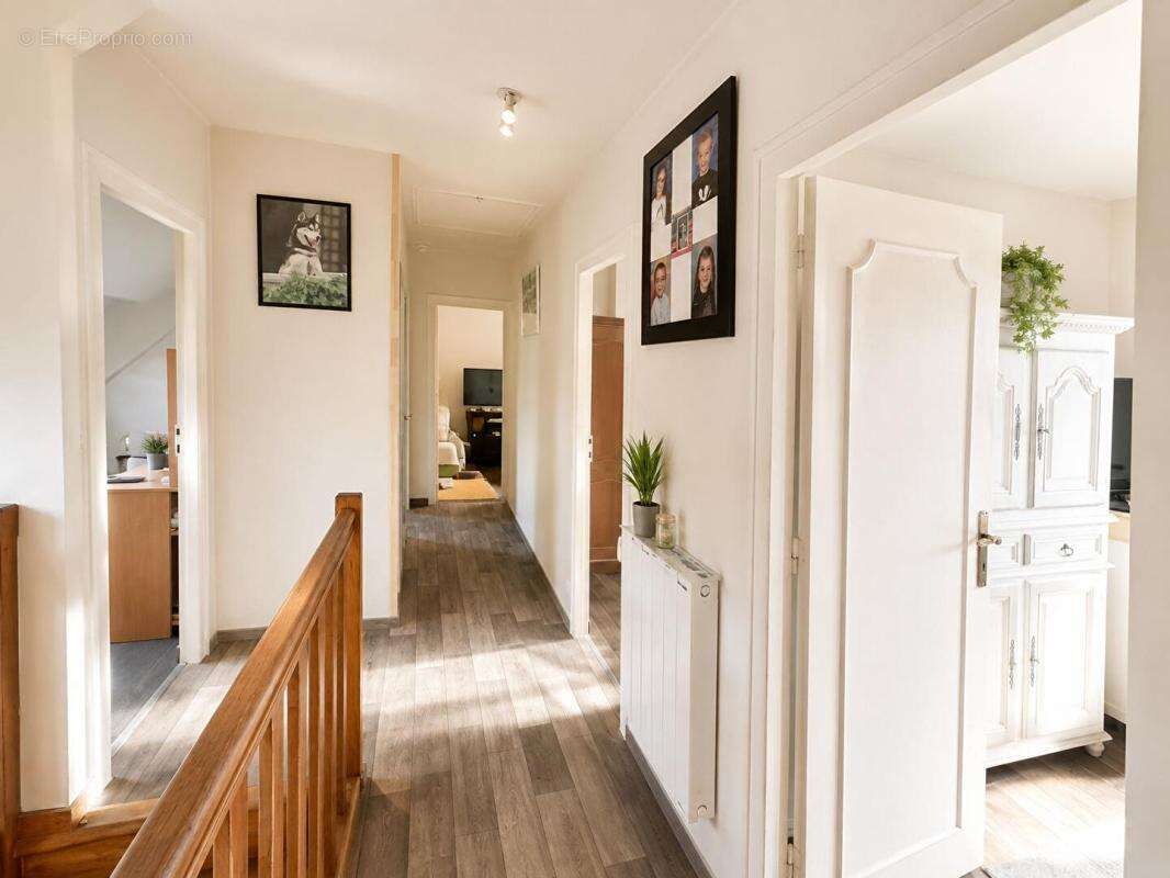 Ensemble immobilier loué : maison de 91m2, plus commerce à PLESLIN TRIGAVOU, le tout d'une surface de 140m2 - photo 6