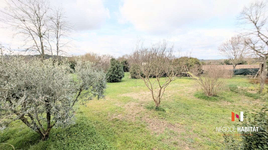 Villa plain pied piscine studio terrain 4000 m2 - photo 6
