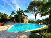 Maison à LES ISSAMBRES