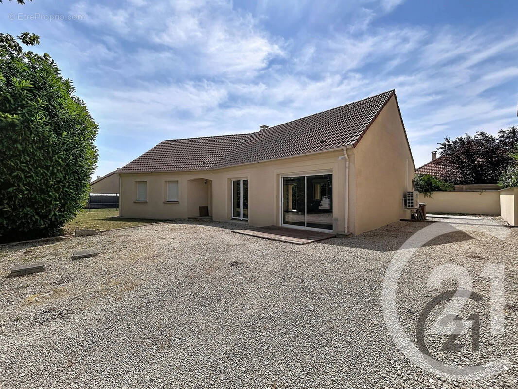 Maison à PINEY