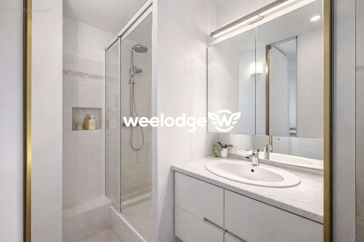 Appartement à LES CLAYES-SOUS-BOIS