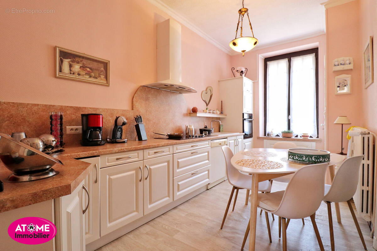 Appartement à AUBOUE