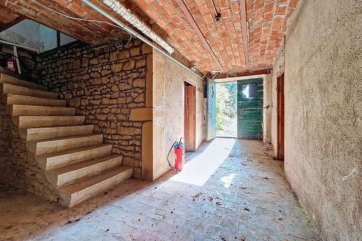 Maison à LE BOIS-D&#039;OINGT