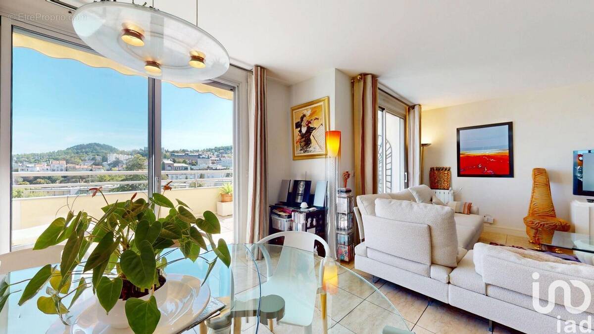 Photo 1 - Appartement à CHAMALIERES