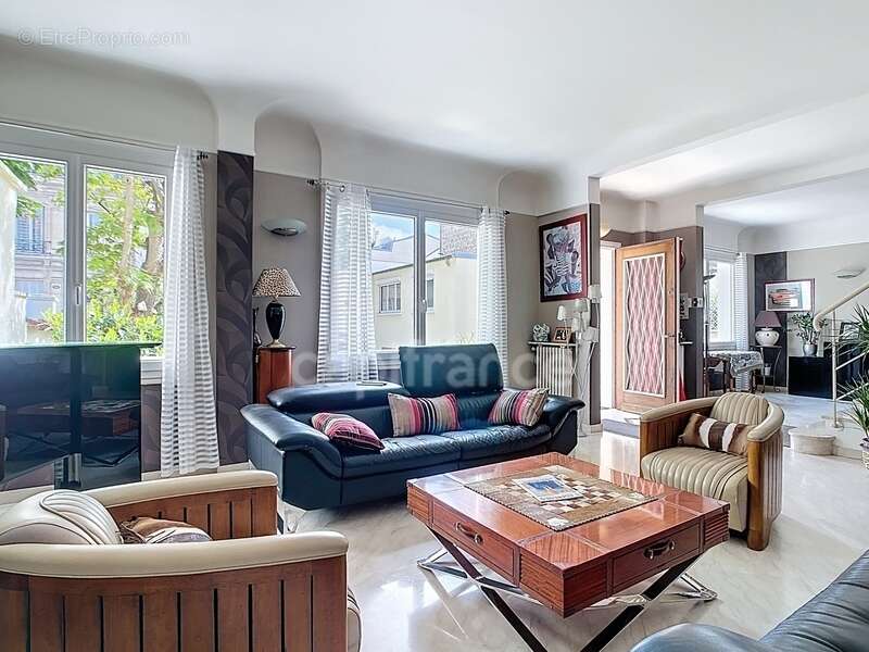 Maison à ASNIERES-SUR-SEINE