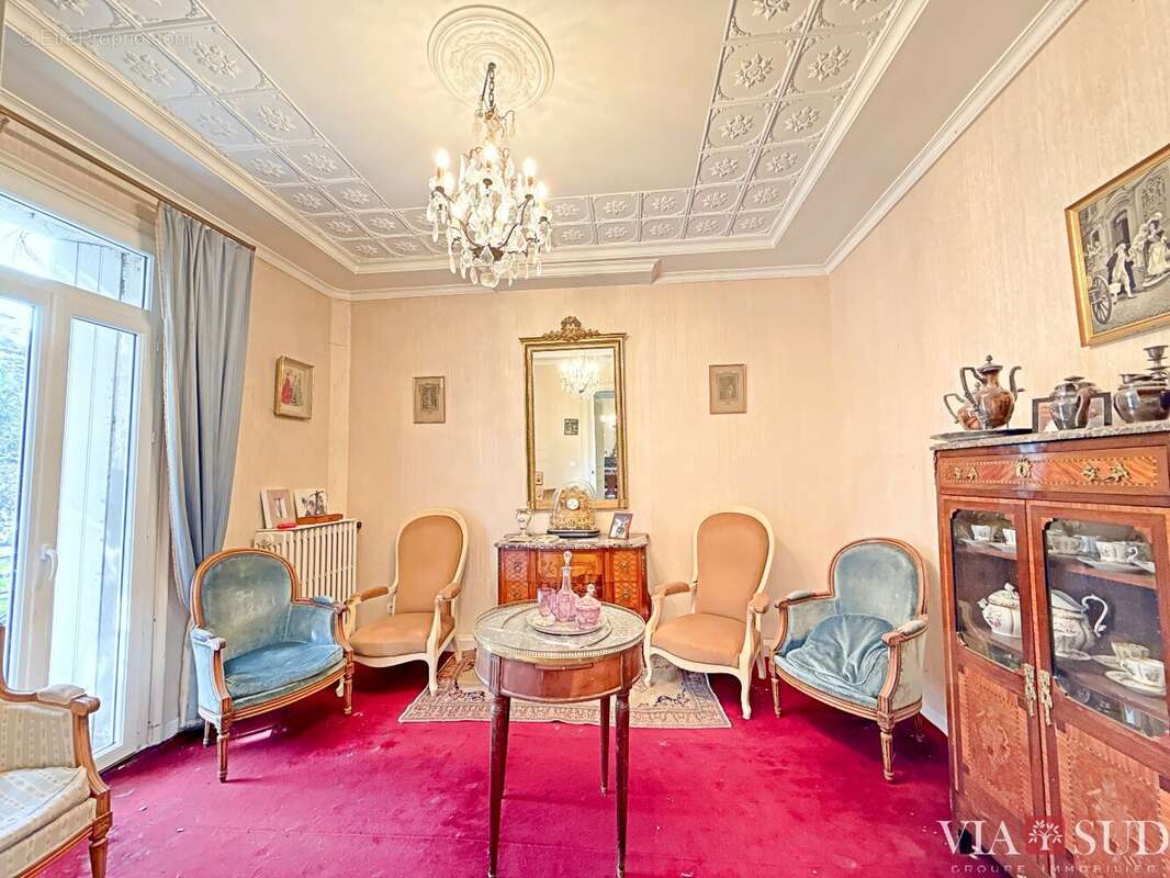 Maison à VILLENEUVE-LES-BEZIERS