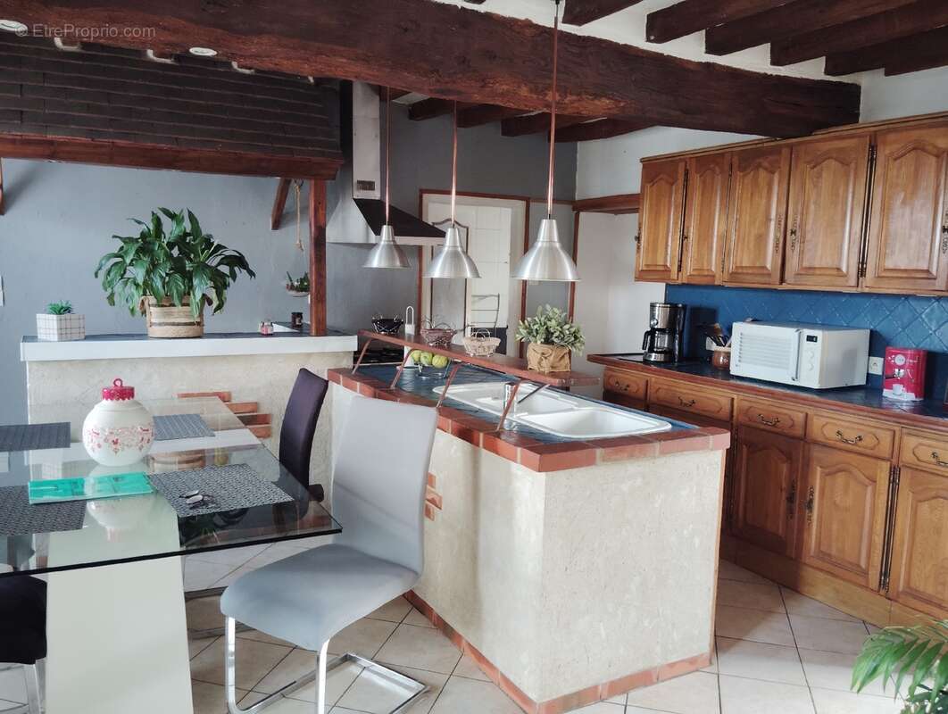 Maison à ILLIERS-L&#039;EVEQUE