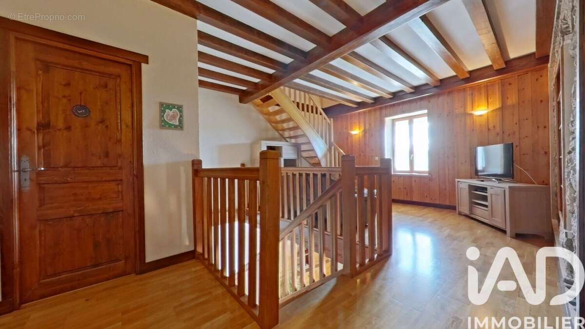 Maison 216 m² à Prenovel  - photo 9