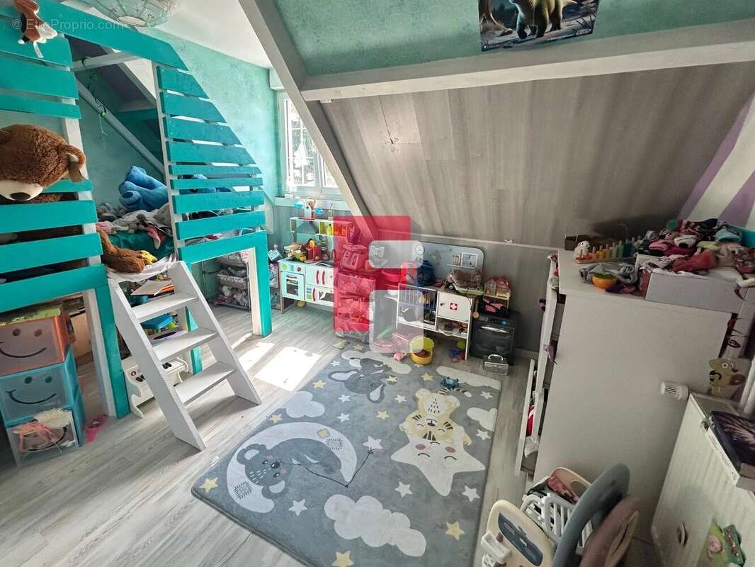 Maison à COURTERANGES