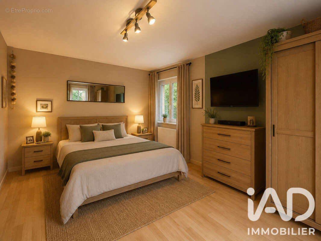 Maison 115 m² à Sainte-Colombe-La-Commanderie  - photo 7