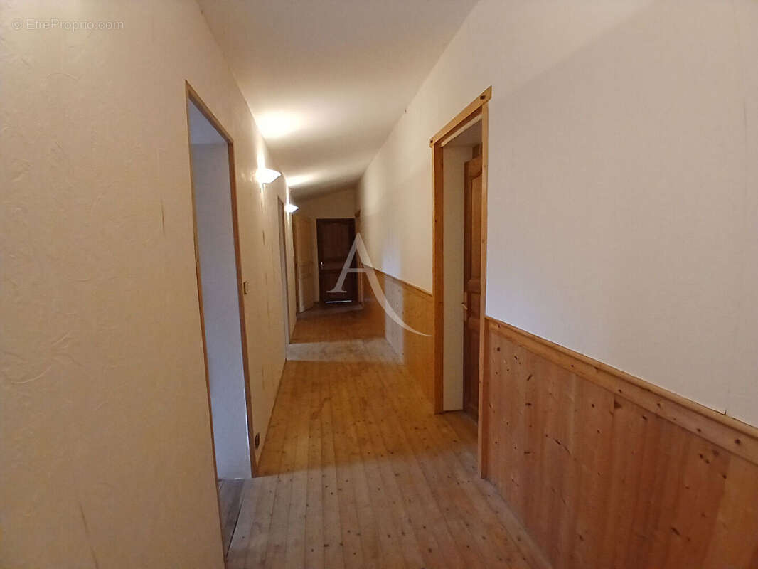 Maison à CRAZANNES