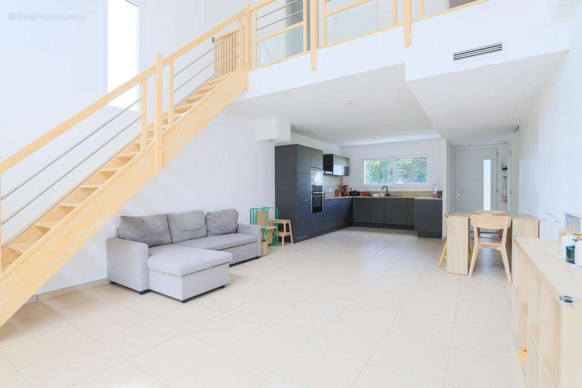 Maison neuve de 5 pièces de 122 m² à Frétoy-le-Château - photo 10