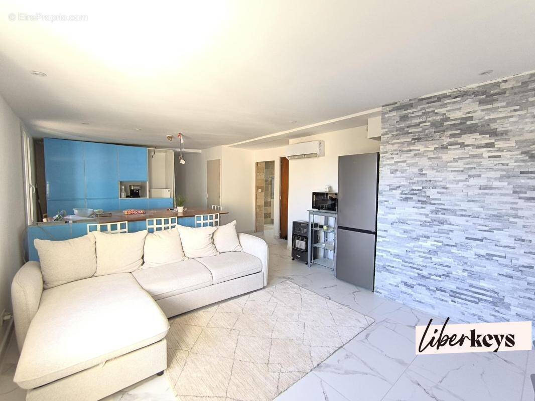 Appartement à CAUMONT-SUR-DURANCE