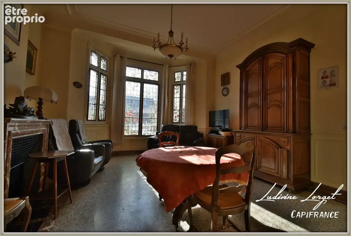 Corps de ferme avec Maison bourgeoise à vendre - Au nord de Soissons (02 Aisne) (14km) – maison de 335 m² -6 chambres - Dépendan - photo 7
