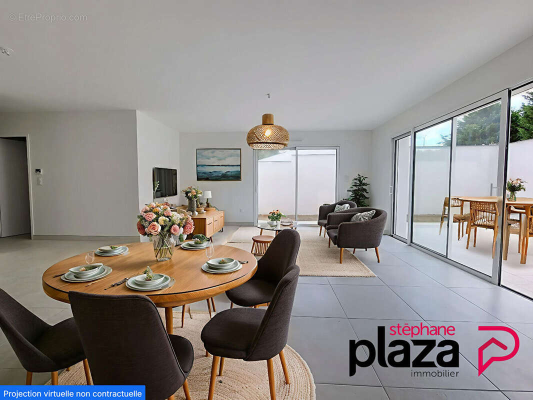 Maison à VAUX-SUR-MER