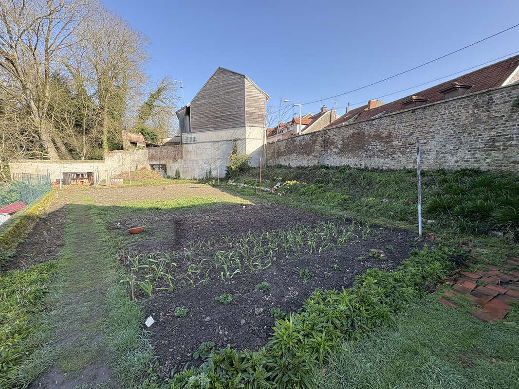 Maison à AUXI-LE-CHATEAU