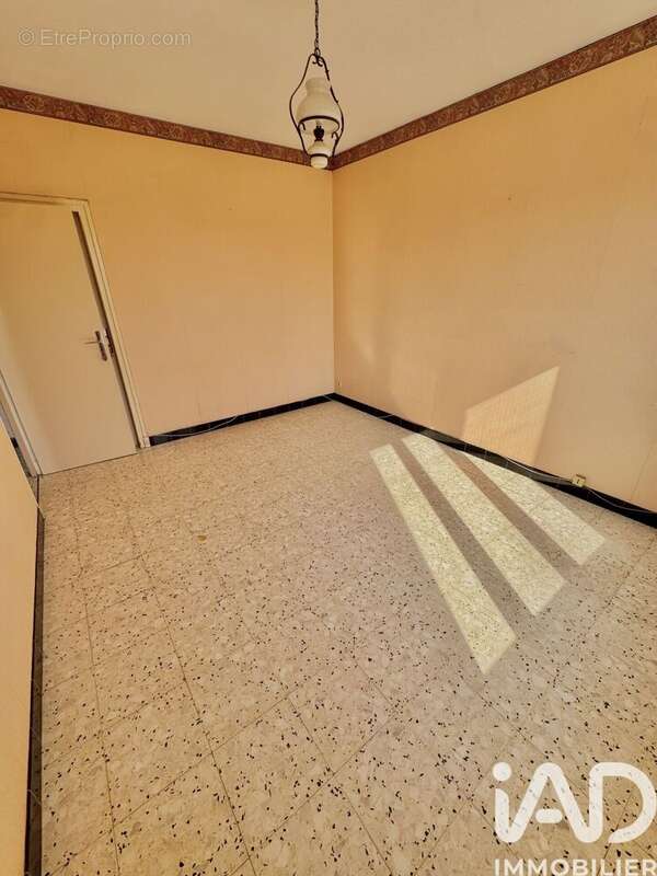 Maison 185 m² à Saint-Loup-De-Buffigny  - photo 9