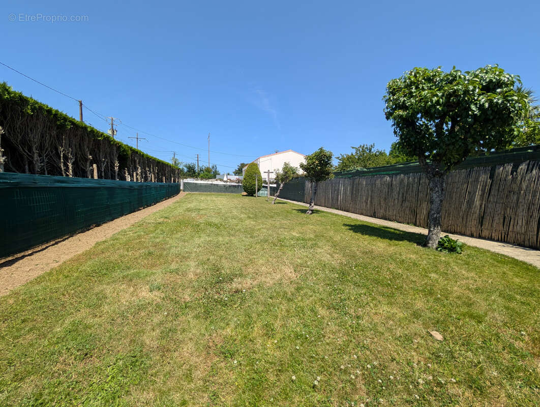 Maison à LES HERBIERS