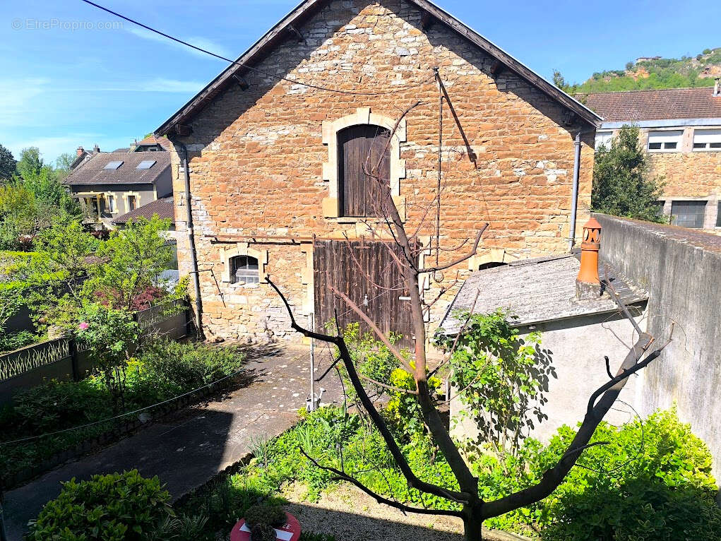 Maison à CAPDENAC-GARE