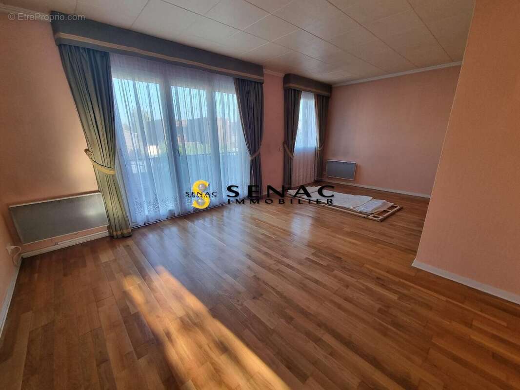 Maison à SAINT-LEU-LA-FORET