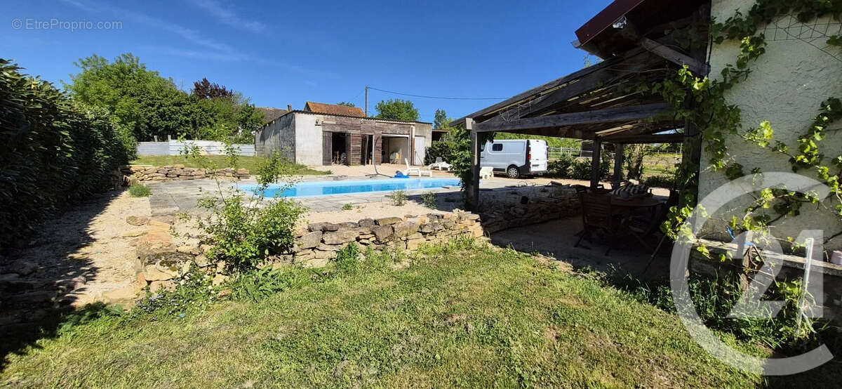 Maison à RANCY