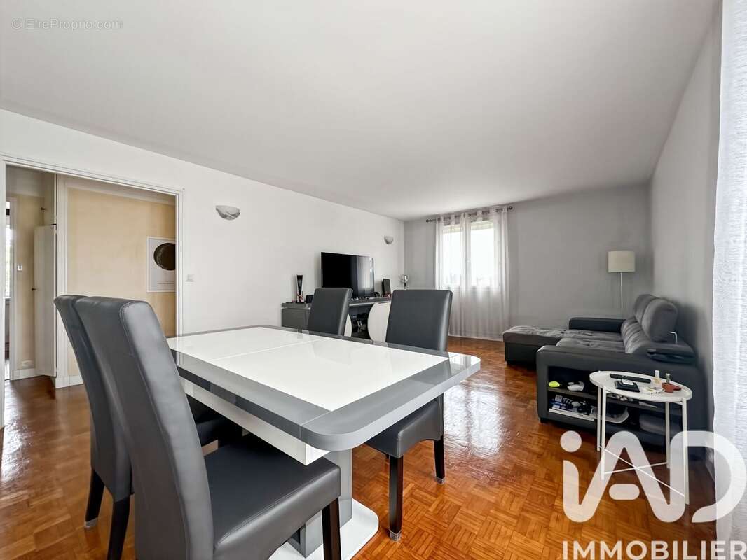 Photo 2 - Appartement à LIMEIL-BREVANNES