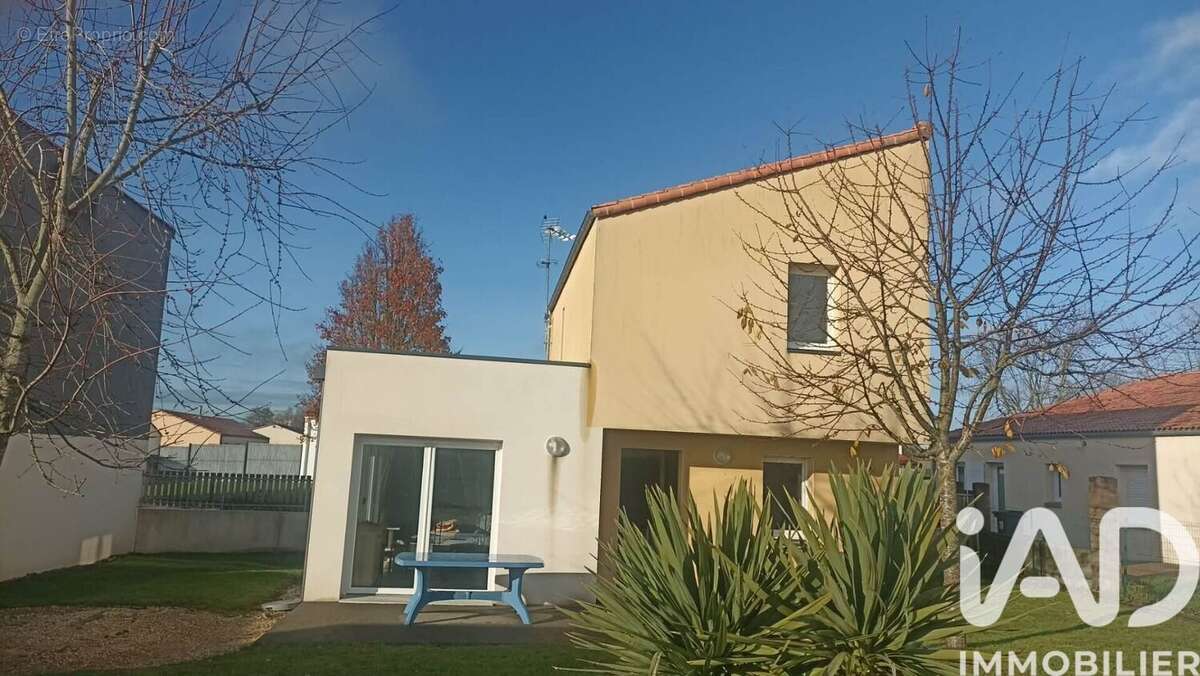 Photo 3 - Maison à LA GENETOUZE