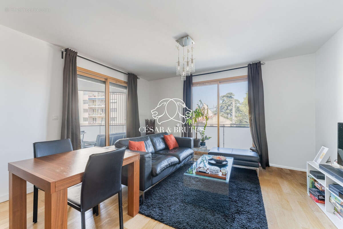 Appartement à LYON-4E