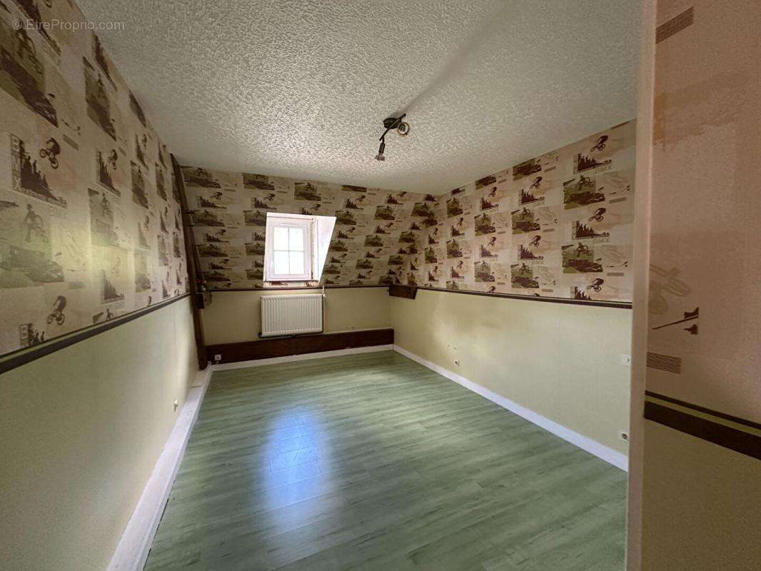 Maison de bourg  de 123 m² à Vicq sur Nahon (36600) - photo 9
