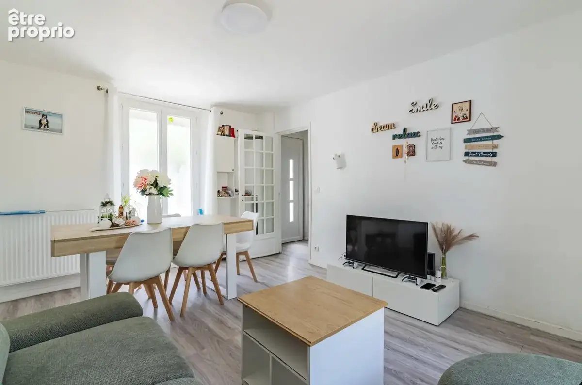 Maison de ville, à vendre, 5 pièces LIVRY GARGAN (93) - photo 2