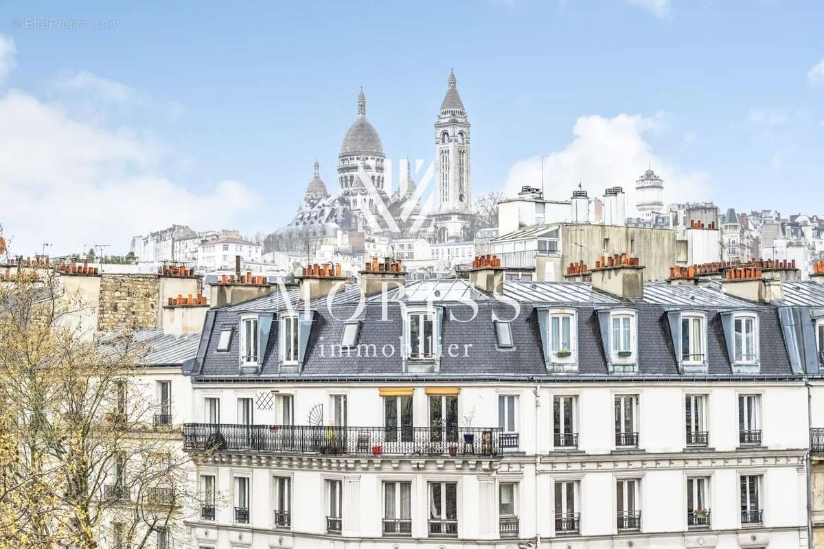 Appartement à PARIS-18E