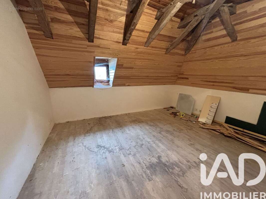Maison 140 m² à Marmanhac  - photo 9