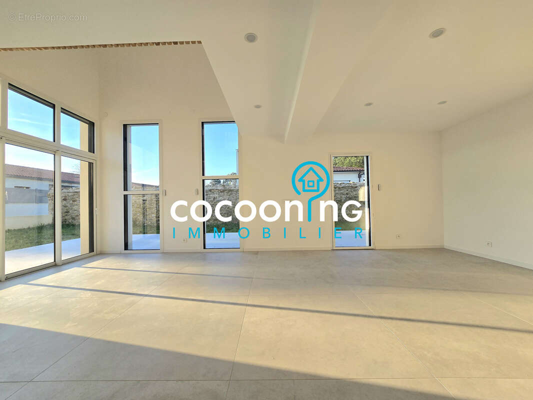 Maison contemporaine en plein cœur de VALLET - photo 9