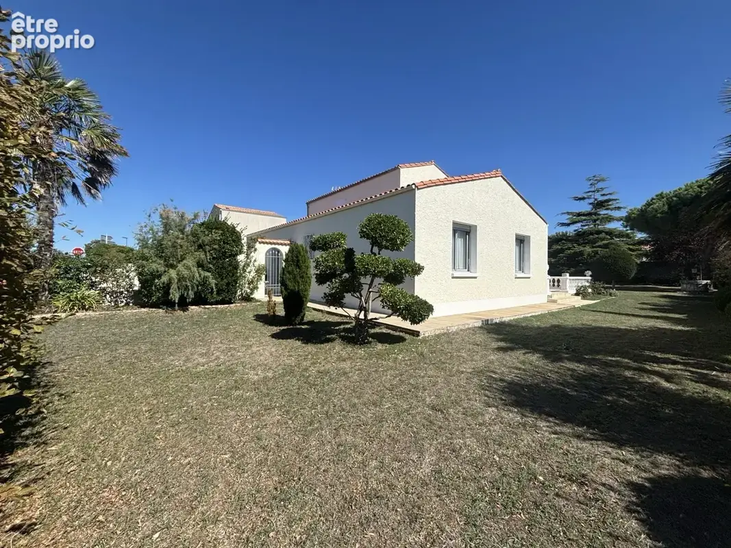 Maison 3 chambres + studio indépendant, double garage et grand jardin. - photo 20
